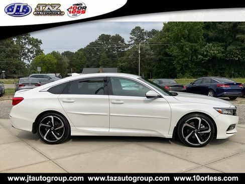 Used 2018 Honda Accord Sport image 8