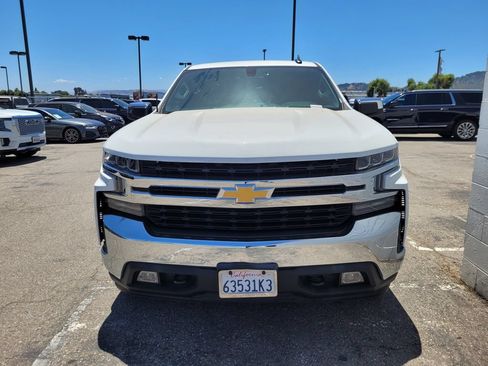 Used 2021 Chevrolet Silverado 1500 LT AWD/4WD image 2