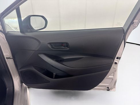 Used 2024 Toyota Corolla LE FWD image 29