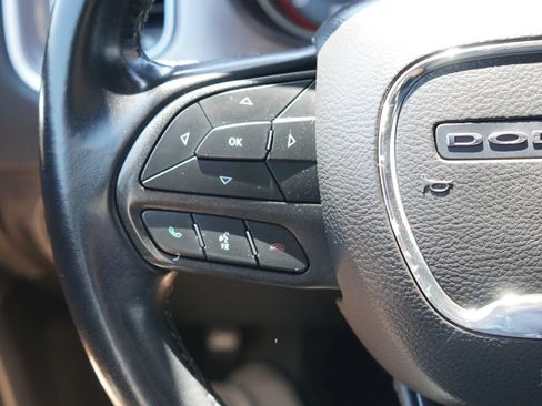 Used 2022 Dodge Charger SXT RWD image 25