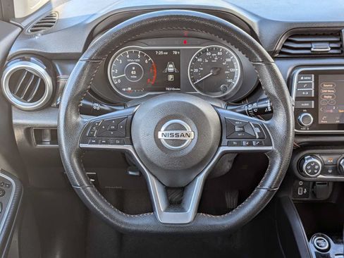 Used 2021 Nissan Versa SR FWD image 21