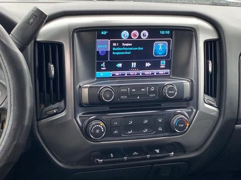 Used 2016 Chevrolet Silverado 2500 LT AWD/4WD image 9