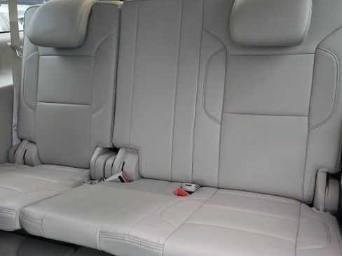 Used 2020 GMC Yukon XL Denali w/ Denali Premium Package image 13