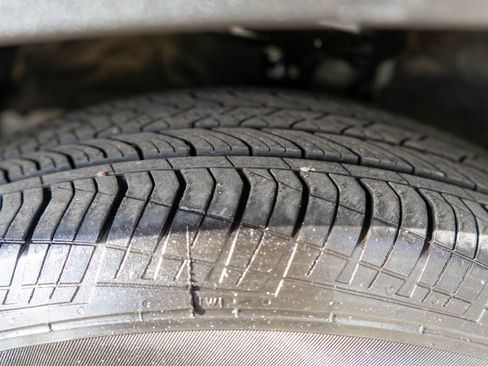 Used 2024 Toyota Corolla Cross SE w/ Moonroof Package image 27