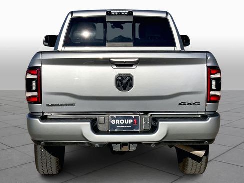 Used 2022 RAM 2500 Laramie w/ Night Edition image 8