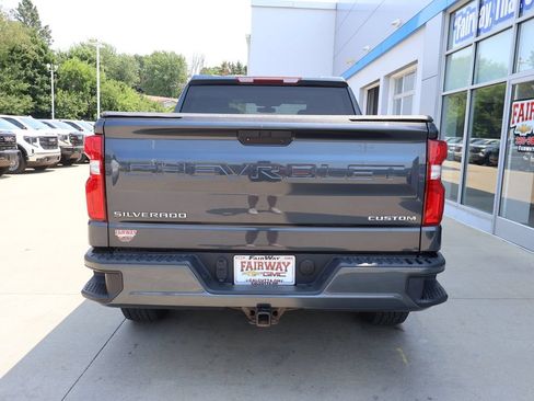 Used 2021 Chevrolet Silverado 1500 Custom AWD/4WD image 9