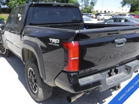 Used 2024 Toyota Tacoma TRD Off-Road AWD/4WD image 6