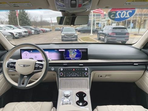 Used 2025 Genesis GV80 3.5T Prestige AWD/4WD image 21