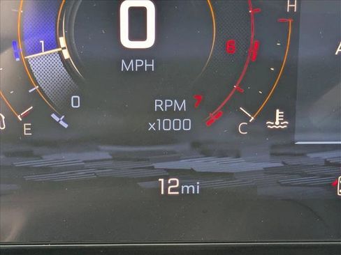 New 2025 Chevrolet Suburban Premier image 10