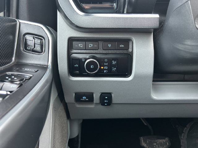 Used 2024 Ford F450 Limited w/ FX4 Off-Road Package AWD/4WD image 25