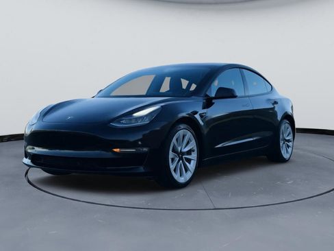 Used 2021 Tesla Model 3 Long Range AWD/4WD image 3