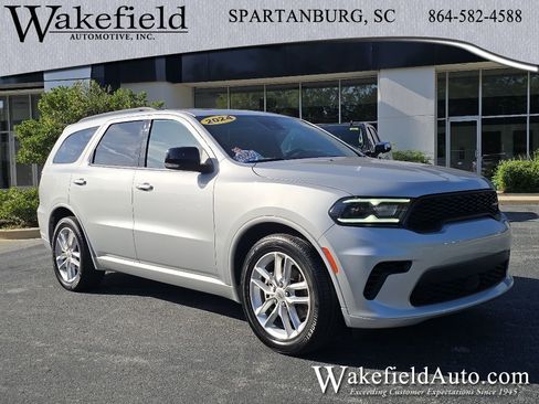 Used 2024 Dodge Durango GT image 1