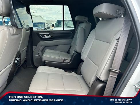 Used 2021 GMC Yukon SLT w/ SLT Premium Package RWD image 28