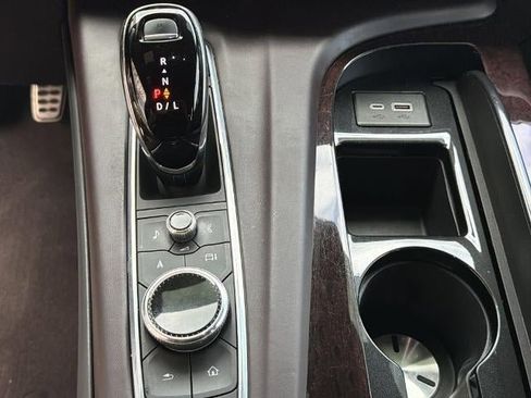 Certified 2024 Cadillac Escalade Premium Luxury Platinum w/ Heavy-Duty Trailer Package AWD/4WD image 36