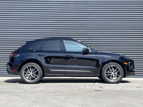 New 2026 Porsche Macan image 8
