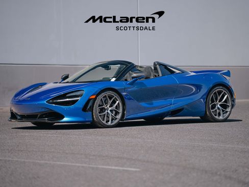 Used 2022 McLaren 720S Luxury RWD image 3
