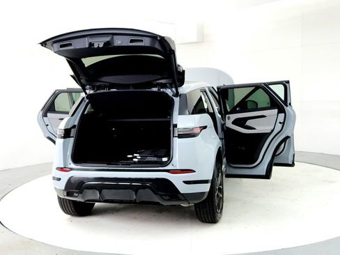 Used 2024 Land Rover Range Rover Evoque Dynamic SE AWD/4WD image 11