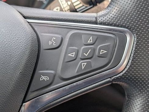 Used 2025 Chevrolet Malibu LT FWD image 23