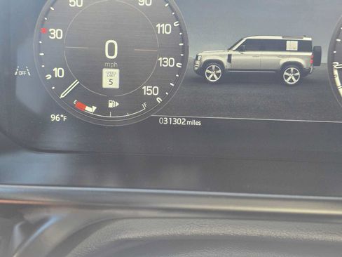 Used 2025 Land Rover Defender 110 S AWD/4WD image 25