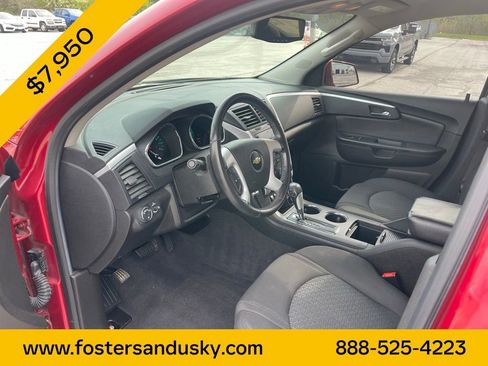 Used 2012 Chevrolet Traverse LT image 13