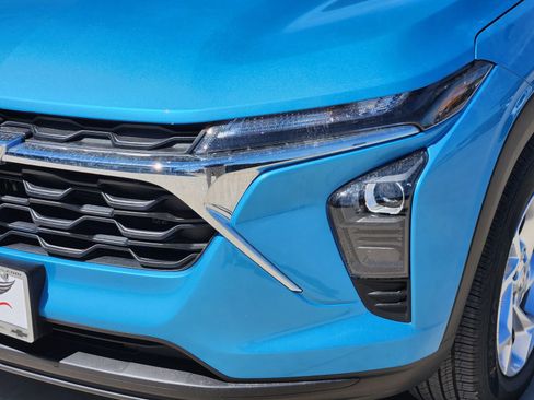 New 2026 Chevrolet Trax LS w/ LS Convenience Package image 6