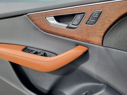 New 2026 Audi Q8 Prestige image 6