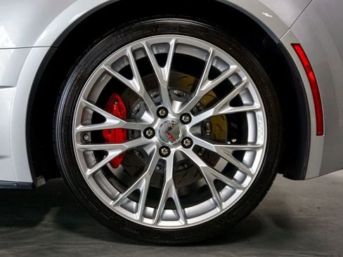 Used 2016 Chevrolet Corvette Z06 w/ 3LZ Preferred Equipment Group RWD image 66