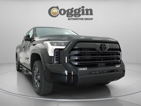 New 2026 Toyota Tundra SR5 w/ SR5 Convenience Package AWD/4WD image 29