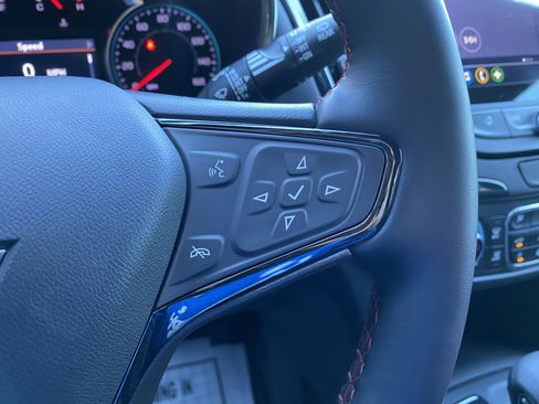 Used 2024 Chevrolet Equinox RS w/ RS Leather Package image 20