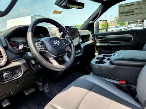 New 2025 RAM 3500 Tradesman image 17