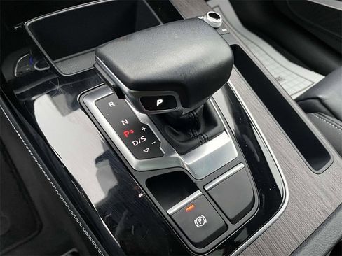Used 2024 Audi Q5 2.0T Premium Plus image 26