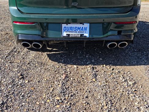 Used 2024 Volkswagen Golf R image 9