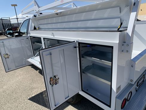 New 2026 Ford F250 XL w/ XL Chrome Package image 36