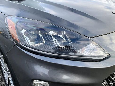 Used 2021 Ford Escape SEL image 30