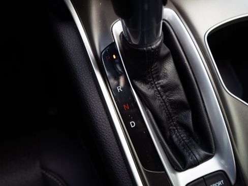 Used 2019 Honda Accord Sport image 29