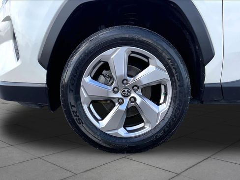 Used 2021 Toyota RAV4 Limited AWD/4WD image 11