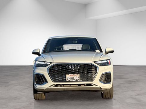 Used 2024 Audi Q5 2.0T Prestige w/ Prestige Package AWD/4WD image 9