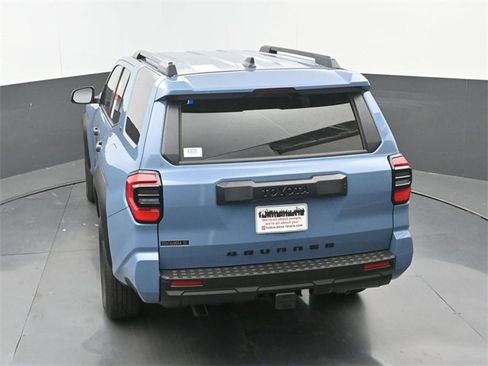 New 2026 Toyota 4Runner SR5 image 29