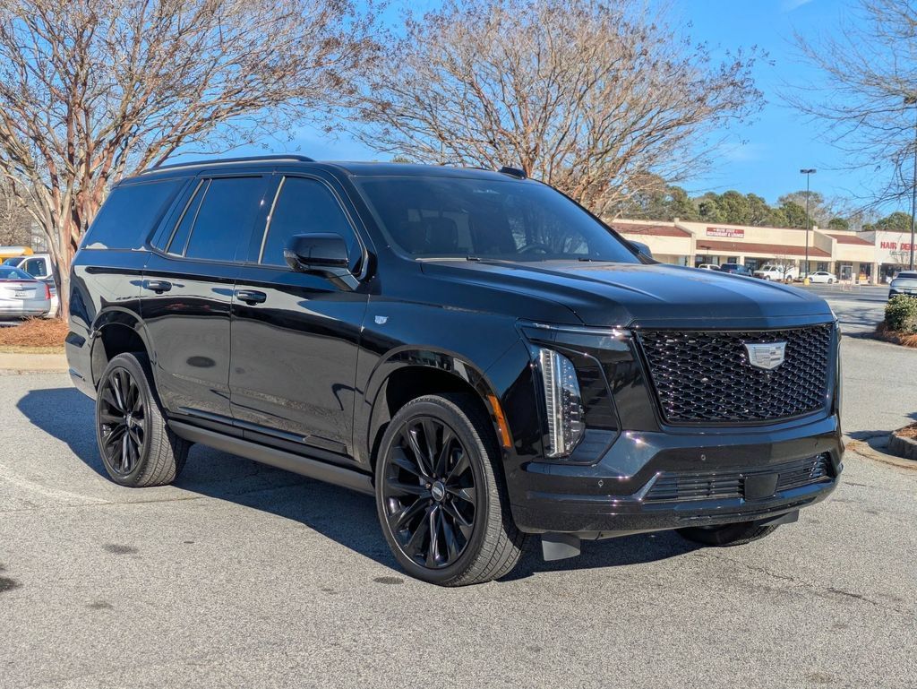 Used 2025 Cadillac Escalade Sport Platinum w/ LPO, ONYX Package AWD/4WD image 2