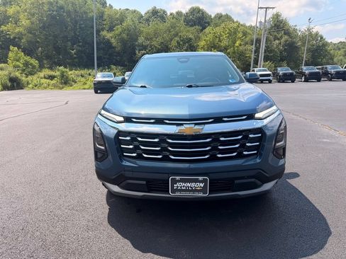 Used 2026 Chevrolet Equinox LT w/ Convenience Package II AWD/4WD image 3