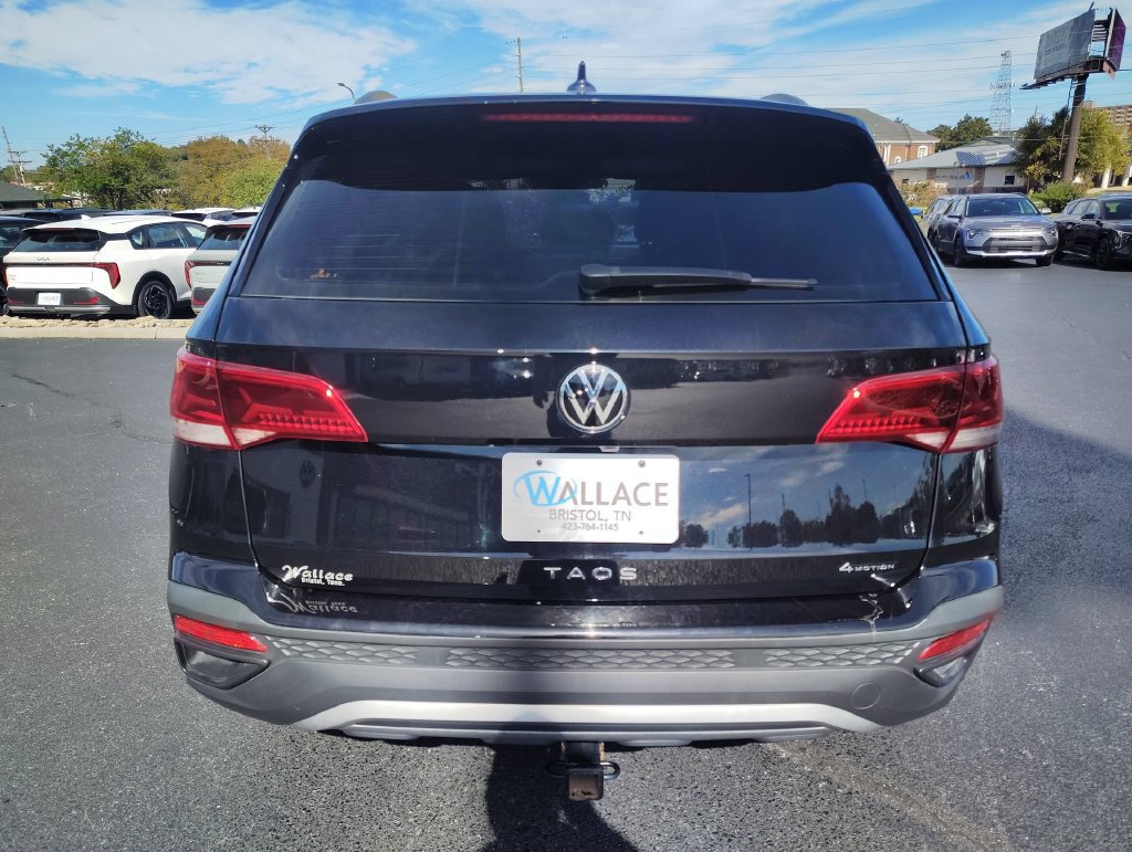 Used 2023 Volkswagen Taos S w/ Driver Assistance Package AWD/4WD image 5