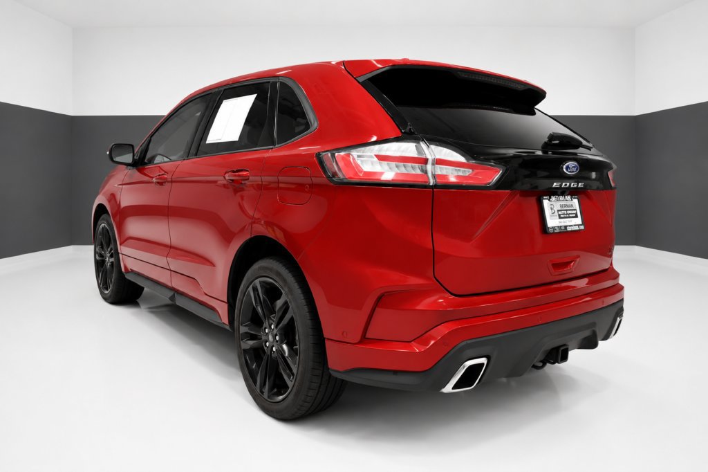 Used 2024 Ford Edge ST w/ Equipment Group 401A AWD/4WD image 3