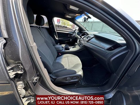 Used 2015 Ford Taurus SEL image 25
