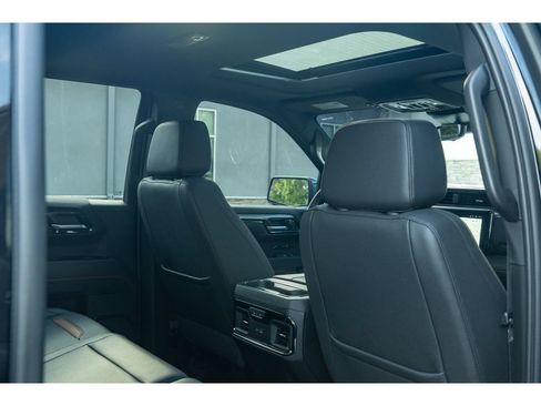 Used 2026 GMC Sierra 1500 AT4 w/ AT4 Premium Package AWD/4WD image 16
