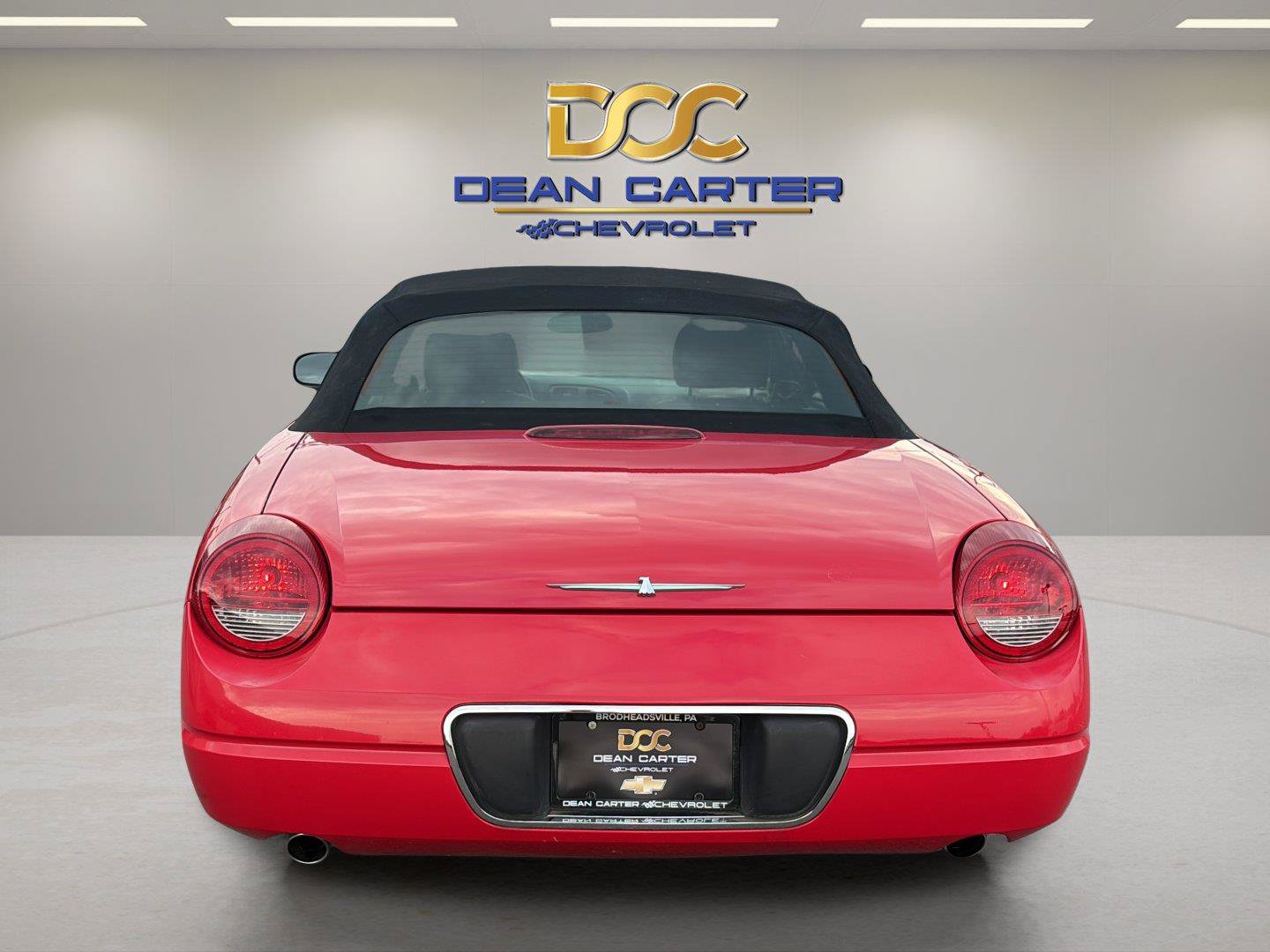 Used 2003 Ford Thunderbird RWD image 4