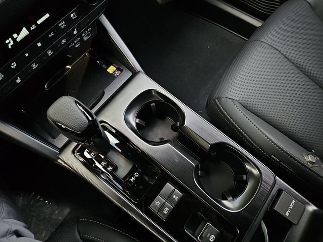 New 2026 Subaru Outback Limited AWD/4WD image 12