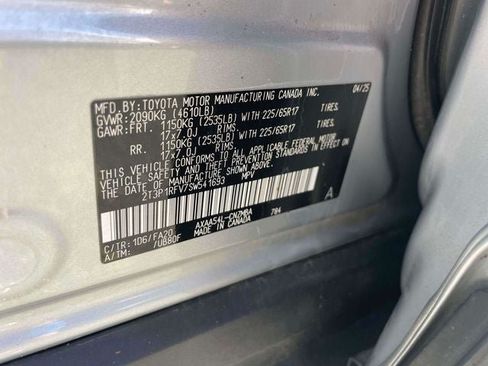 Certified 2025 Toyota RAV4 XLE AWD/4WD image 21