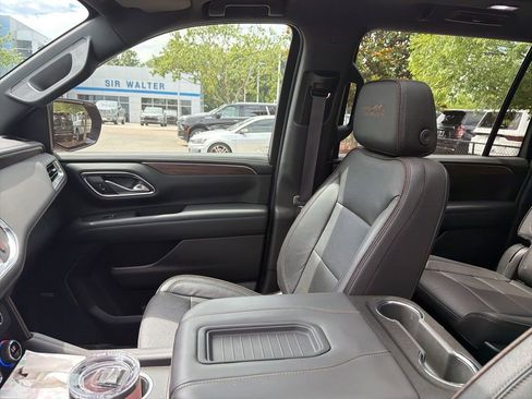 Used 2023 Chevrolet Suburban High Country AWD/4WD image 43