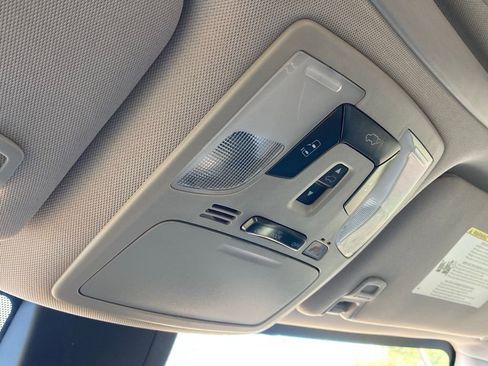 Used 2020 Toyota Sienna XLE image 28