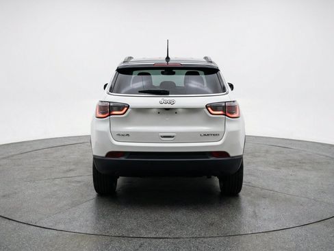 Used 2025 Jeep Compass Limited AWD/4WD image 7